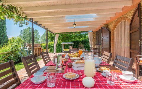 Villa Gino 8+2: Meubles, Table, Mobilier De Jardin, Chaise, Tableau De Plein Air, Table Cuisine Et Salle A Manger, Jardin, Pot De Fleur, Eco Hôtel, Porche