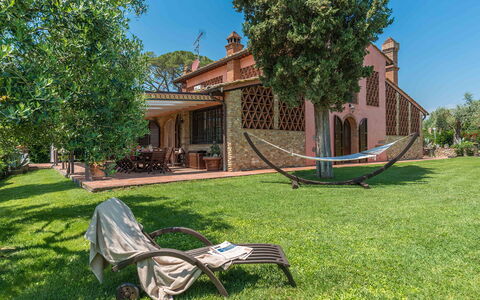 Villa Gino 8+2: Biens, Jardin, Hacienda, Ferme, Pelouse, Villa, Cour, Aménagement Paysager, Manoir, Eco Hôtel