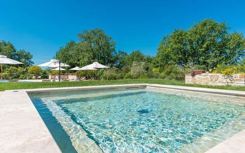 Villa le Chiarne 22: Jardin, Piscine, Aménagement Paysager, Réflexion, Caractéristique De L'Eau, Conception, Étang, Jardin Botanique, Miroir D'Eau