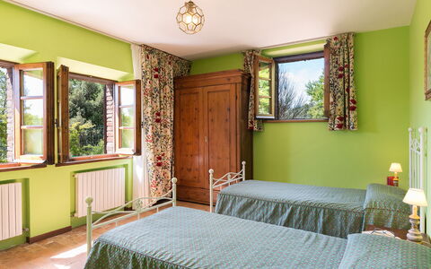 L'Alcova 8+2: Meubles, Design Intérieur, Textile, Pièce, Chambre, Lit, Table, Domicile, Plafond, Sol