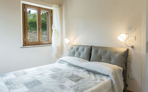 La Vecchia Fonte 15: Lit, Literie, Design Intérieur, Chambre, Meubles, Drap De Lit, Mur, Linge, Bois, Pièce