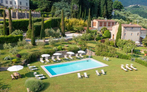 Villa Primo Sole 22: Jardin, Recours, Aménagement Paysager, Plantation, Biens, Jardin Botanique, Hacienda, Pelouse, Cour, Haie