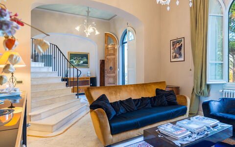Villa Leonardo 30+6: Meubles, Design Intérieur, Bois, Sol, Sol, Éclairage, Domicile, Canapé, Salon, Pièce