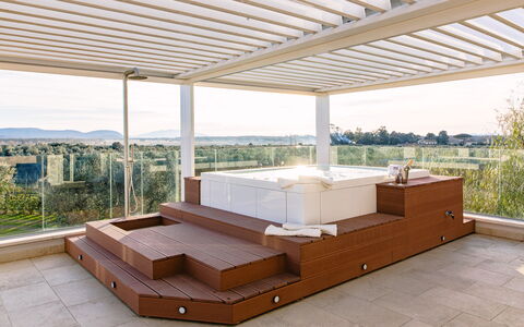 La Perla tra Gli Ulivi 12: Sol, Sol, Design Intérieur, Composite, Ombre, Mobilier De Jardin, Recours, Piscine, Tache De Bois