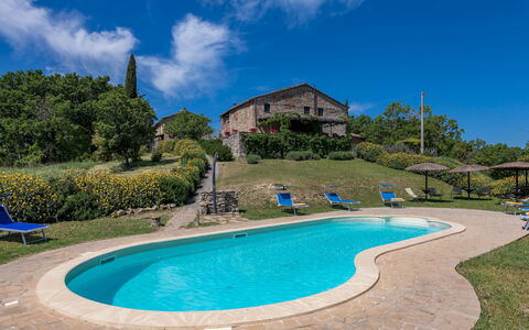 Podere San Ansano 14+2: Bleu, Zone Rurale, Ferme, Chalet, Biens, Piscine, Villa, Aménagement Paysager, Hacienda