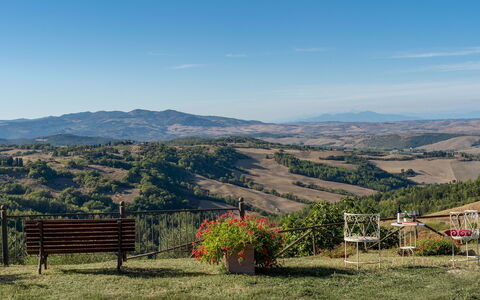 Villa Beltramonto 14: Ciel, Montagnes Relief, Colline, Montagne, Horizon, Paysage, Montagnes, Écorégion, Station De Montagne, Chaîne De Montagnes