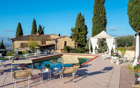 Villa Beltramonto 14: Domicile, Biens, Villa, Piscine, Hacienda, Recours, Cour, Aménagement Paysager, Hôtel, Manoir
