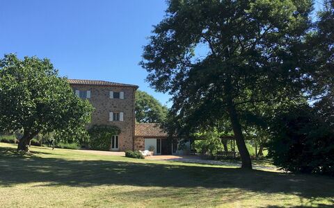 Villa Carmeli 12+2: Arbre, Domicile, Lot Terre, Biens, Pelouse, Chalet, Jardin, Ferme, Aménagement Paysager, Cour
