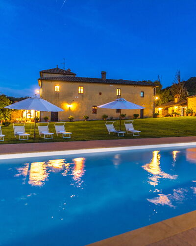 Podere Pratovecchio 14+2: Piscine, Biens, Ferme, Villa, Hacienda, Recours, Eco Hôtel