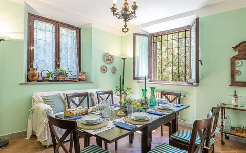 Villa Rinaldi 6: Meubles, Design Intérieur, Table, Bois, Salle À Manger, Plafond, Sol, Table Cuisine Et Salle A Manger, Pièce, Chaise