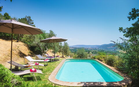 Casa di Pan 6: Colline, Piscine, Chaîne De Montagnes, Station De Montagne, Aménagement Paysager, Vallée, Eco Hôtel, Recours, Biens, Ferme