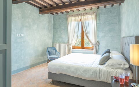 Le Residenze dei Potti 12: Mur, Meubles, Design Intérieur, Chambre, Bois, Sol, Sol, Lit, Linge, Domicile