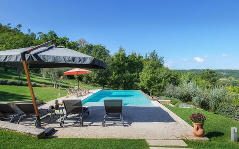 La Vecchia Pieve 8: Piscine, Loisir, Mobilier De Jardin, Recours, Balancelle, Des Loisirs, Parapluie, Ombre, Jardin, Eco Hôtel