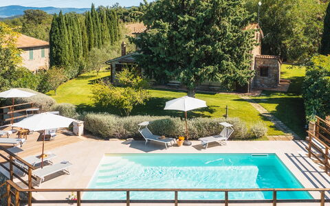 Podere Caprarecce 8: Piscine, Parapluie, Recours, Mobilier De Jardin, Balancelle, Eco Hôtel, Loisir, Thermes, Biens, Jardin