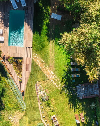 La Dama del Bosco 8+3: Jardin, Eco Hôtel, Arrière-Cour, Chalet, Biens, Aménagement Paysager, Piscine, Dur, Cour, Tache De Bois
