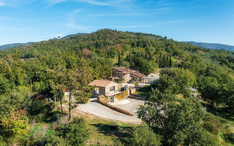 Il Romitoio 12: Paysage, Maison, Zone Résidentielle, Zone Rurale, Domicile, Lot Terre, Établissements Humains, Chalet, Village, Pente