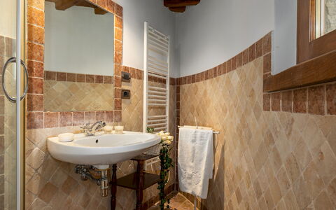 Il Romitoio 12: Mur, Sol, Design Intérieur, Luminaire Plomberie, Sol, Plafond, Tuile, Plomberie, Salle De Bains, Robinet