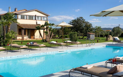 La Buganvilla 14: Piscine, Recours, Mobilier De Jardin, Balancelle, Parapluie, Eco Hôtel, Loisir, Ombre, Hôtel, Biens