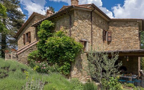 Casale Mollina 6+2: Bâtiment, Mur, Maison, Domicile, Architecture, Chalet, Arbuste, Toit, Zone Rurale