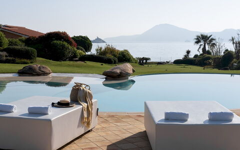 Villa Padulella 8+2: L'Eau, Piscine, Mobilier De Jardin, Recours, Loisir, Parapluie, Ombre, Meubles, Eco Hôtel, Balancelle