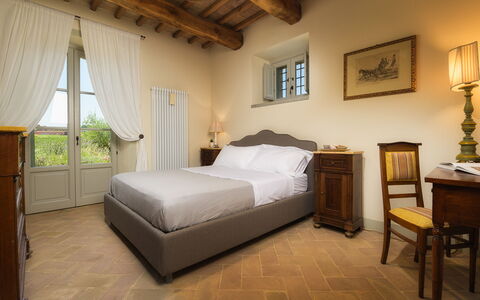 Villa Flaminia 8+2 -: Meubles, Mur, Lit, Design Intérieur, Chambre, Sol, Sol, Domicile, Literie, Cadre De Lit