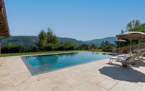 Villa Carlotta 8: Piscine, Dalle, Loisir, Recours, Ombre, Tuile, Eco Hôtel, Mobilier De Jardin, Ville Resort, Villa