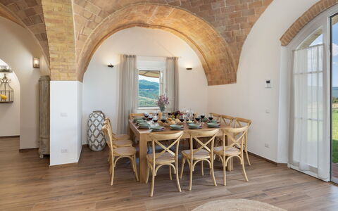 Casolare San Martino 12: Design Intérieur, Plafond, Sol, Meubles, Table Cuisine Et Salle A Manger, Chaise, Tache De Bois, Luminaire, Parquet, Salle À Manger