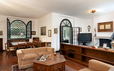 Villa Manganelli 12: Meubles, Design Intérieur, Sol, Pièce, Plafond, Sol, Table, Domicile, Éclairage, Canapé