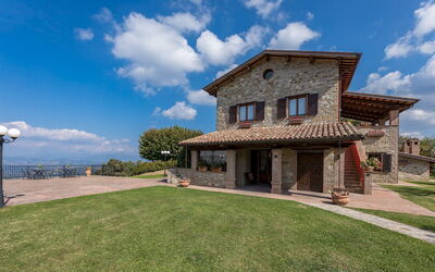 Tenuta Montiepoli 12+3