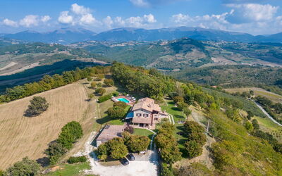 Tenuta Montiepoli 12+3