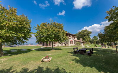 Tenuta Montiepoli 12+3