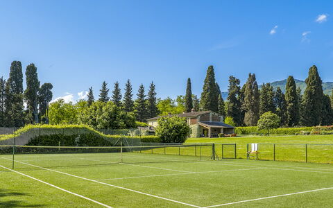La Mandolata 12: Arbre, Herbe, Court De Tennis, Tennis, Sport Raquette, Lot Terre, Pelouse