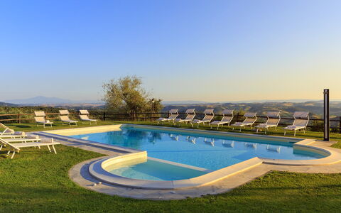 Villa Stroncoli 14: Piscine, Recours, Thermes, Mobilier De Jardin, Eco Hôtel, Balancelle, Hôtel, Villa, Biens, Hacienda