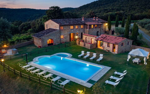 Villa Stroncoli 14: Piscine, Biens, Recours, Villa, Ferme, Manoir, Thermes, Eco Hôtel, Hacienda, Cour