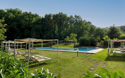 Valleverde 28+2: Piscine, Recours, Loisir, Mobilier De Jardin, Ombre, Jardin, Eco Hôtel, Balancelle, Aménagement Paysager, Pelouse