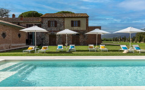 Tenuta Francigena 8: Piscine, Biens, Pelouse, Recours, Jardin, Ferme, Hacienda, Villa, Aménagement Paysager, Mobilier De Jardin