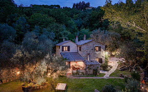 La Leopoldina 6: Maison, Domicile, Chalet, Biens, Zone Rurale, Ferme, Jardin, Village, Aménagement Paysager