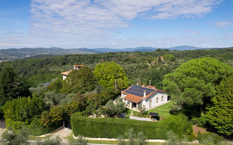 La Villanella 6: Arbre, La Nature, Maison, Domicile, Végétation, Zone Résidentielle, Paysage, Toit, Zone Rurale, Colline