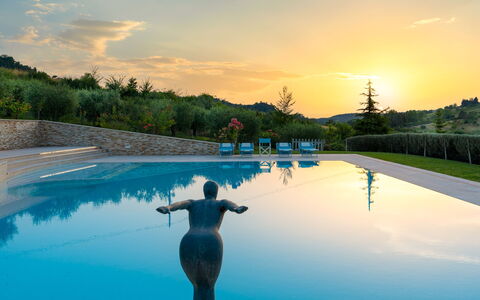 Podere Terranuova 10+2: Bleu, L'Eau, Piscine, Loisir, Réflexion, Recours, Ville Resort, Eco Hôtel, Miroir D'Eau