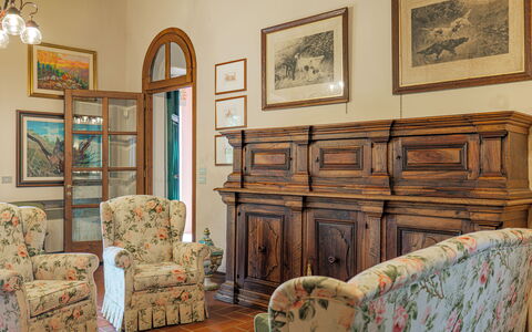 Il Cerreto 11: Meubles, Design Intérieur, Sol, Bois, Sol, Éclairage, Pièce, Table, Salon, Cabinetry