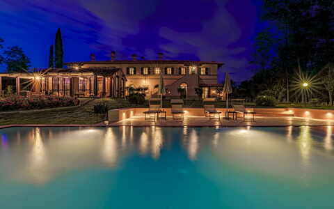 Il Cerreto 11: Piscine, Recours, Biens, Hacienda, Manoir, Eco Hôtel, Villa, Jardin, Ville Resort, Thermes