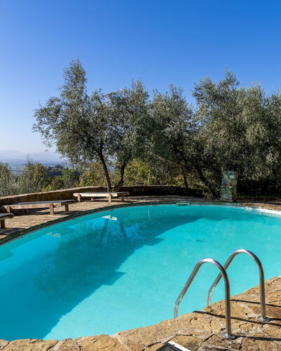 Castellare in Poggio 10: Bleu, Piscine, Mobilier De Jardin, Aménagement Paysager, Ombre, Recours, Eco Hôtel, Arrière-Cour, Villa