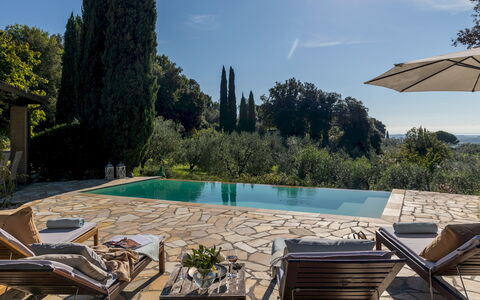 La Nula 4: Mobilier De Jardin, Piscine, Recours, Ombre, Jardin, Aménagement Paysager, Eco Hôtel, Chaise, Biens, Arrière-Cour