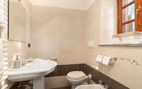 Casa da Sogno 12: Design Intérieur, Sol, Luminaire Plomberie, Salle De Bains, Sol, Lavabo, Évier, Robinet, Plomberie, Meubles