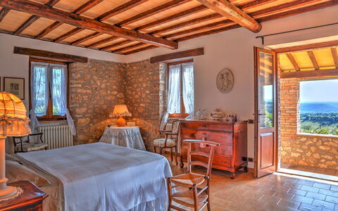 Casale Tre Cipressi 10: Mur, Meubles, Domicile, Maison, Chambre, Lit, Linge, Cadre De Lit, Literie, Villa