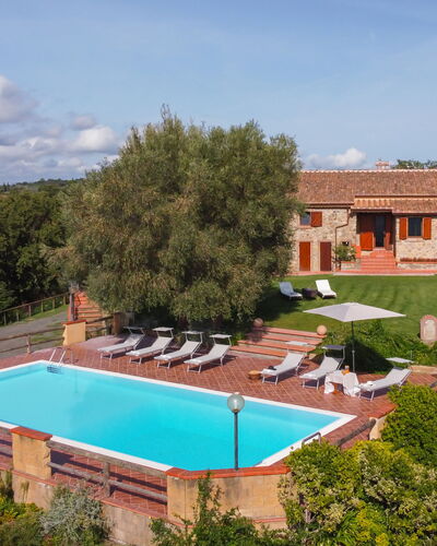 Casale Ombrone 11: Biens, Hacienda, Piscine, Villa, Ferme, Manoir, Cour, Eco Hôtel