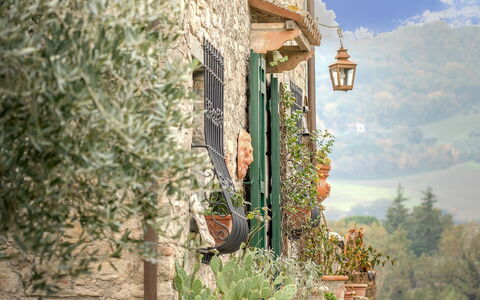 Casale delle Farfalle 12: Mur, Porte, Pot De Fleur, Plante D'Appartement, Mur De Pierre, Balcon, Ferme