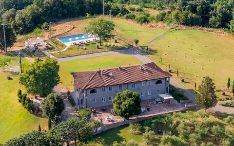 Villa Iole 14: Biens, Pelouse, Jardin, Hacienda, Piscine, Villa, Aménagement Paysager, Parc, Ferme, Manoir