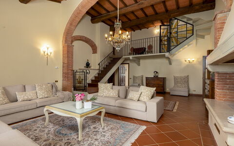 Villa la Monarca 16: Meubles, Design Intérieur, Canapé, Plafond, Sol, Éclairage, Salon, Table, Pièce, Sol