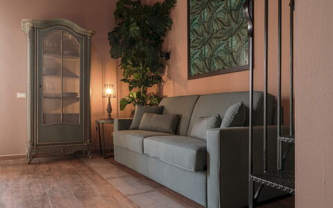 Agriresort Bacaringhe 13: Meubles, Sol, Mur, Sol, Design Intérieur, Bois, Canapé, Salon, Domicile, Pièce